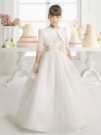 Rosa Clará 2015: Los vestidos más bonitos de comunión para niñas clásicas