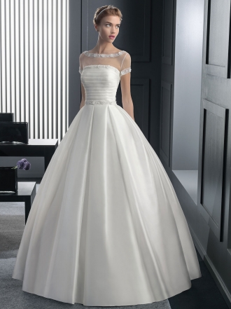 Vestidos de novia con manga de Rosa Clará