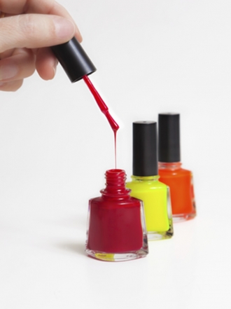 Esmaltes de uñas permanentes: cuál elegir