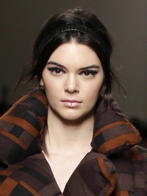 Kendall Jenner y Justin Bieber, en VOGUE con Mario Testino