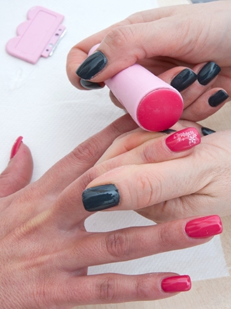 Stamping nail art: kit profesional de manicura