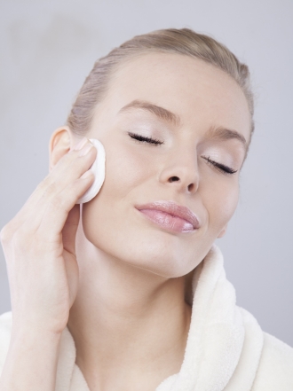 Qué cremas usar para reducir las ojeras