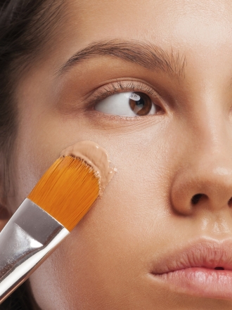 Cómo tapar las ojeras con maquillaje