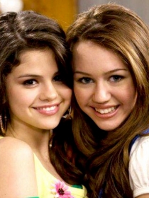 Selena Gomez y Miley Cyrus, ¿embarazadas de Justin Bieber?