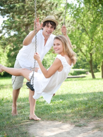 Cómo ayudar a un amigo a que deje de ser tímido