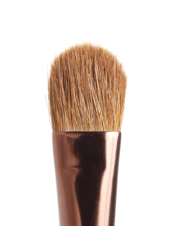 Cómo usar las brochas de maquillaje para tapar las ojeras