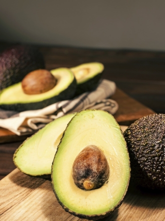 Qué alimentos con grasas debemos tomar