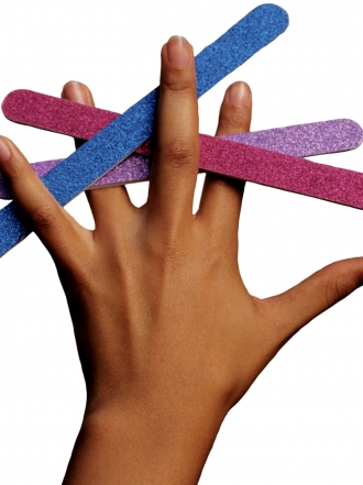 Qué se necesita para unas uñas postizas perfectas