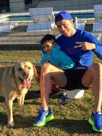 Perros de famosos: el labrador de Cristiano Ronaldo