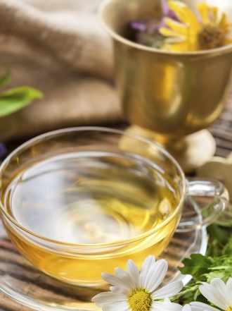 Cómo usar la manzanilla para borrar las ojeras