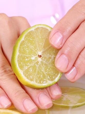 Qué hacer con las uñas que se ponen amarillas