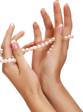 Por qué hacer unas uñas de porcelana para una boda