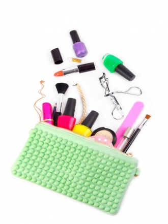 Qué meter en el neceser de uñas para las vacaciones