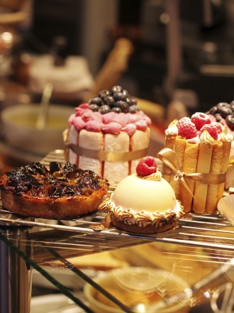 Soñar con una pastelería: tu momento más dulce