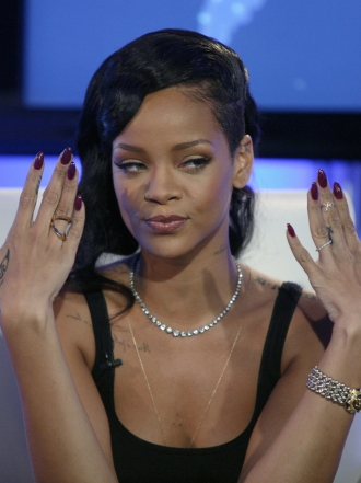 Manicuras de famosas: las uñas de Rihanna
