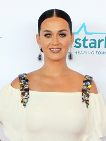 Katy Perry se convierte en icono para Harper's Bazaar