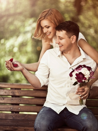 Soñar con una petición de mano: ¿estás lista?