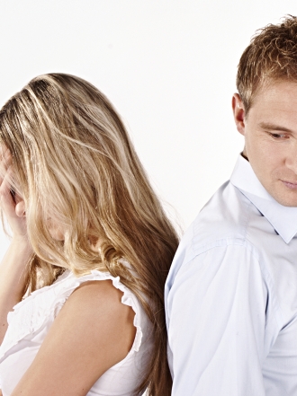 Cinco frases de amor para conquistar a un hombre complicado