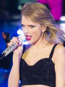 GQ lleva a su portada a una poderosa Taylor Swift
