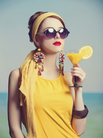 ¿Beber alcohol hace que se corte la regla?