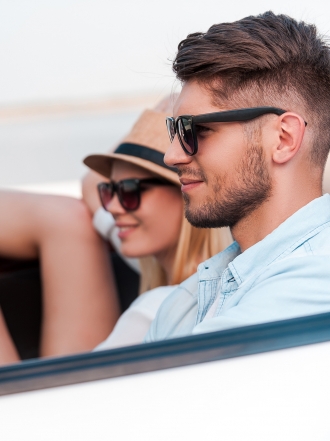 Sueños eróticos en un coche: apostando por ti