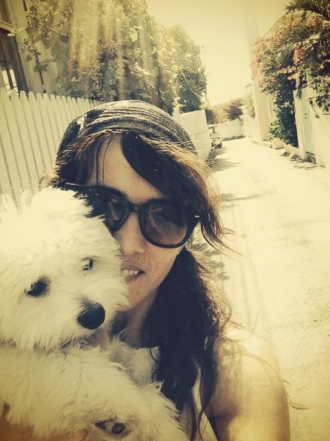 Perros de famosos: Rocky, el bichón maltés de Goya Toledo