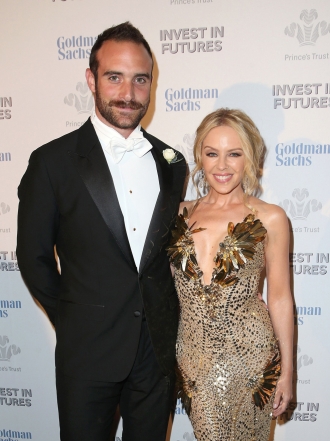 Toyboys: 5 razones para salir con un 'yogurín'