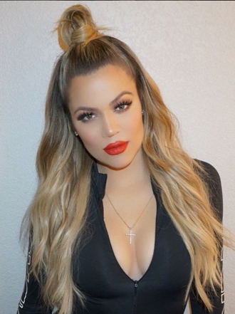 Half bun: hazte el moño más moderno de Khloé Kardashian
