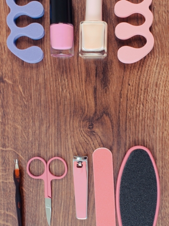 Qué me compro para hacerme las uñas por primera vez