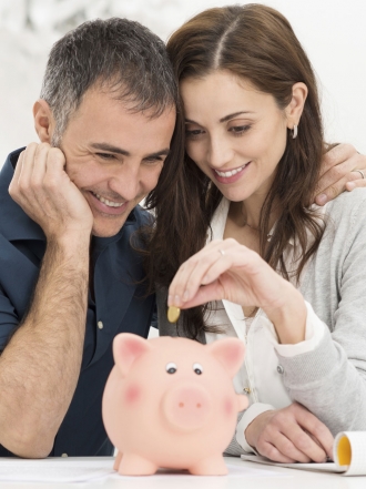 Dinero en pareja: cómo organizarse para no discutir por dinero