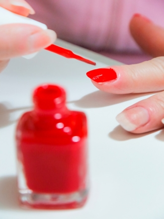 5 trucos para que las uñas resistan antes del próximo esmalte