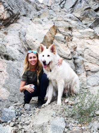 Perros de famosos: Mate el pastor y Leo el sheltie de Tish Cyrus