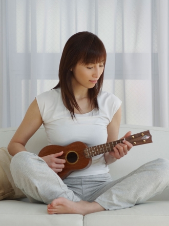Soñar con un ukelele: el significado de tu talento oculto
