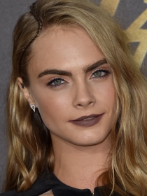 Consigue las cejas de Cara Delevingne con el microblanding