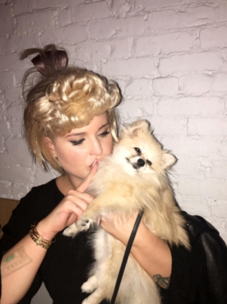 Perros de famosos: Polly, la elegante Pomerania de Kelly Osbourne