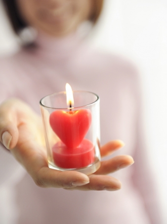 Diferencias entre hechizos, amarres y rituales de amor