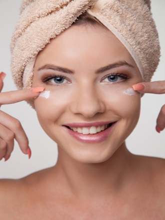 Por qué debes proteger tu piel del sol aunque sea invierno