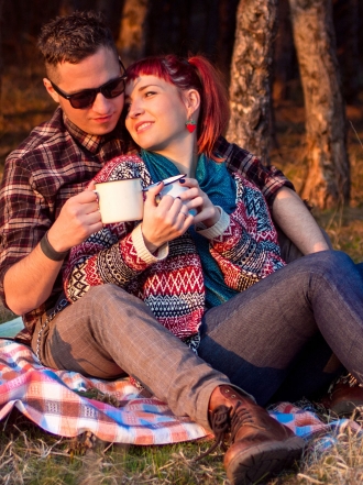 Del enamoramiento a la crisis: etapas que viven las parejas