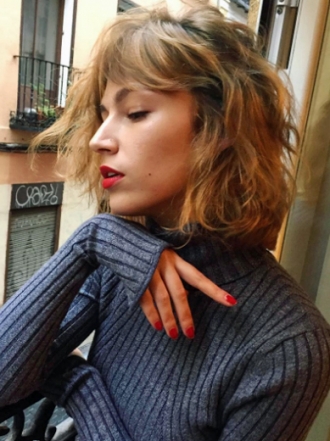 Evita los tonos anaranjados en tu pelo tras el tinte rubio