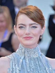 Tips de maquillaje para pieles muy claras como Emma Stone