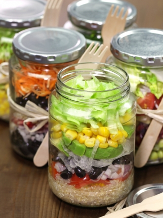 Piel joven y bonita con hábitos alimenticios saludables