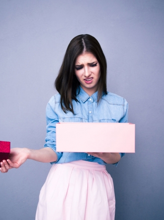 8 regalos que jamás debes hacerle a una mujer