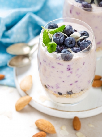 Cómo conseguir no pensar en comer todo el día