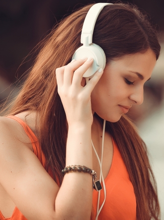 Por qué escuchar música cada día te hace más feliz