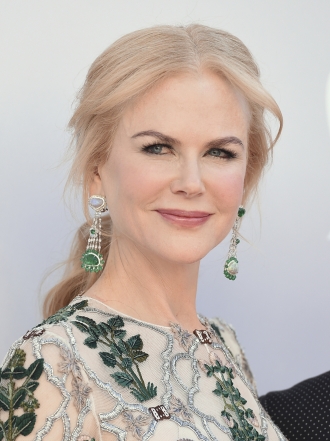 Pelo: apuesta por una sexy coleta baja como Nicole Kidman