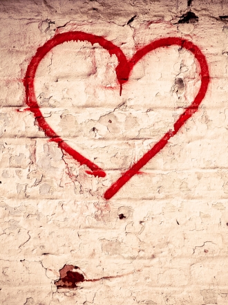 Hechizos de amor y amarres: sus diferencias