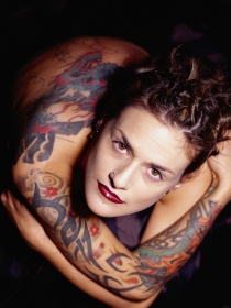 El significado de soñar que tienes muchos tatuajes por el cuerpo