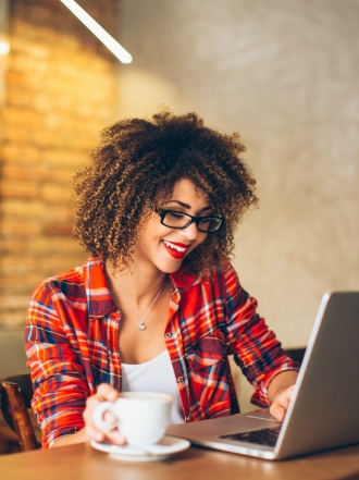 Compi nuevo en la ofi: Ficha su forma de ser por su horóscopo