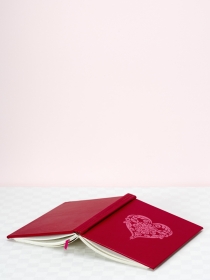 Hechizos de amor - Revista y guí­a en femenino para las 