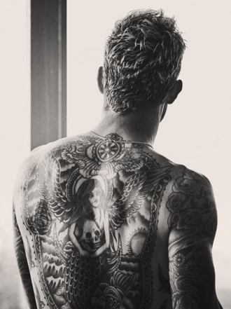 Futbolistas y cantantes, entre los famosos más tatuados